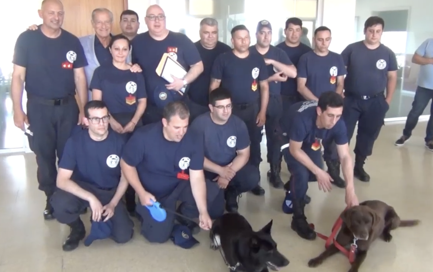 RECONOCIMIENTO A BOMBEROS, GRUPO CANINO Y DEFENSA CIVIL DE LA COSTA POR SU LABOR EN VILLA GESELL